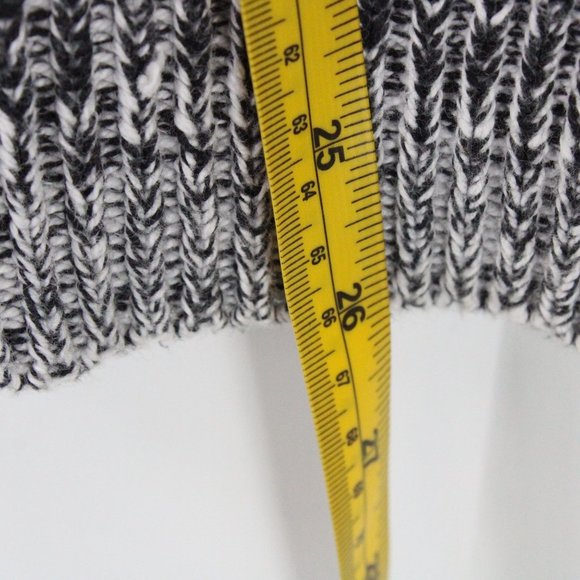 Vintage Cambridge Classics Knit Sweater Mens Gray Pullover Long Sleeve Size M - Picture 10 of 10